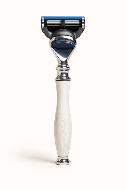 Porcelain White Titan 5™ Razor